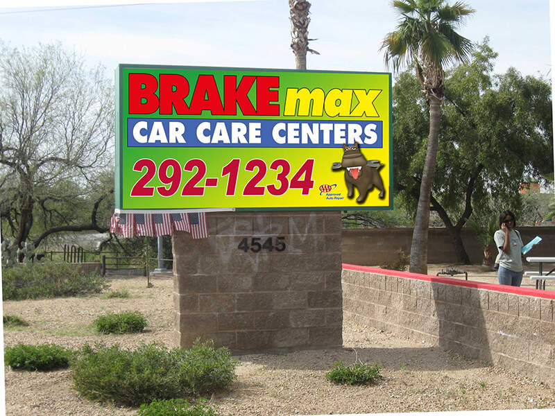 BRAKEmax sign